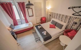 Galleria Frascati Rooms And Apartment