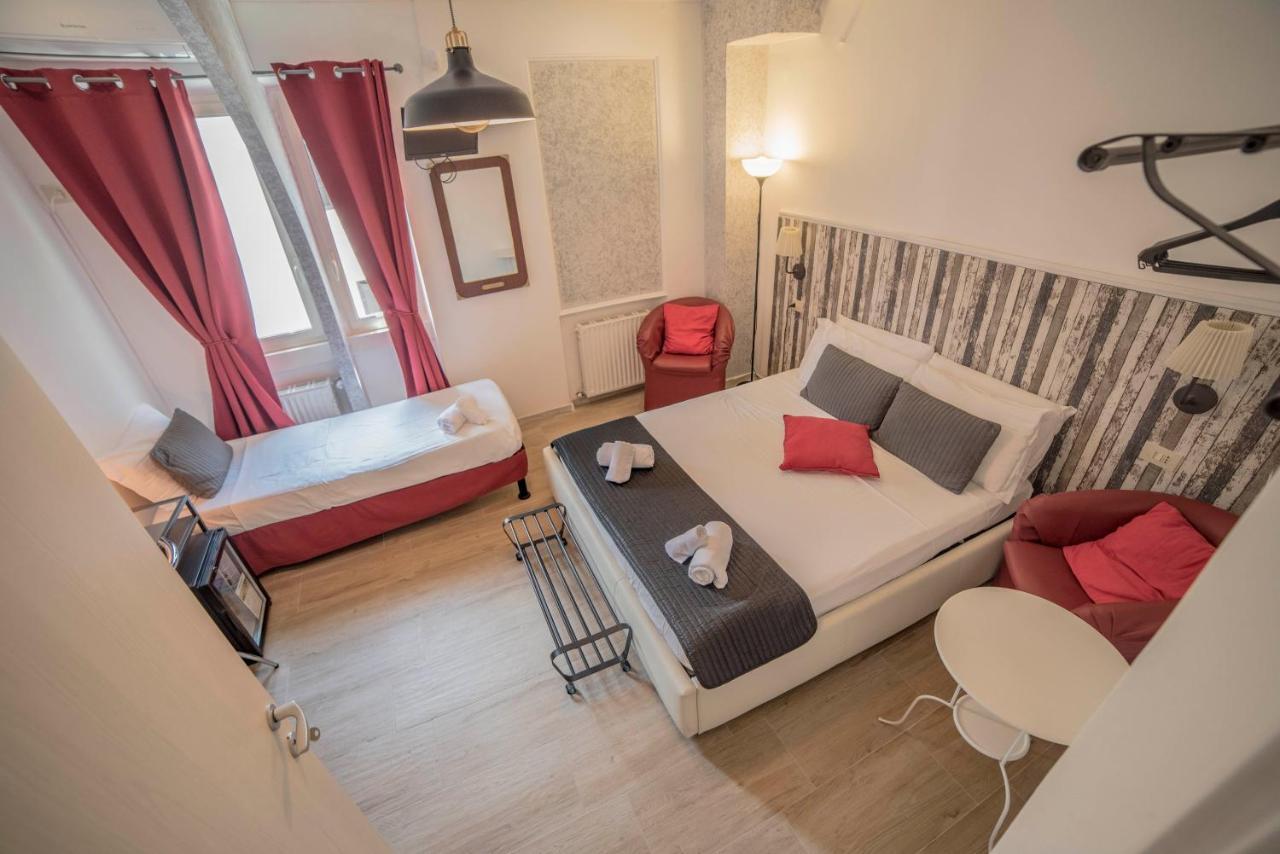 Galleria Frascati Rooms And Apartment Exteriör bild