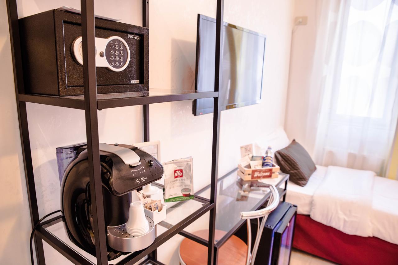 Galleria Frascati Rooms And Apartment Exteriör bild