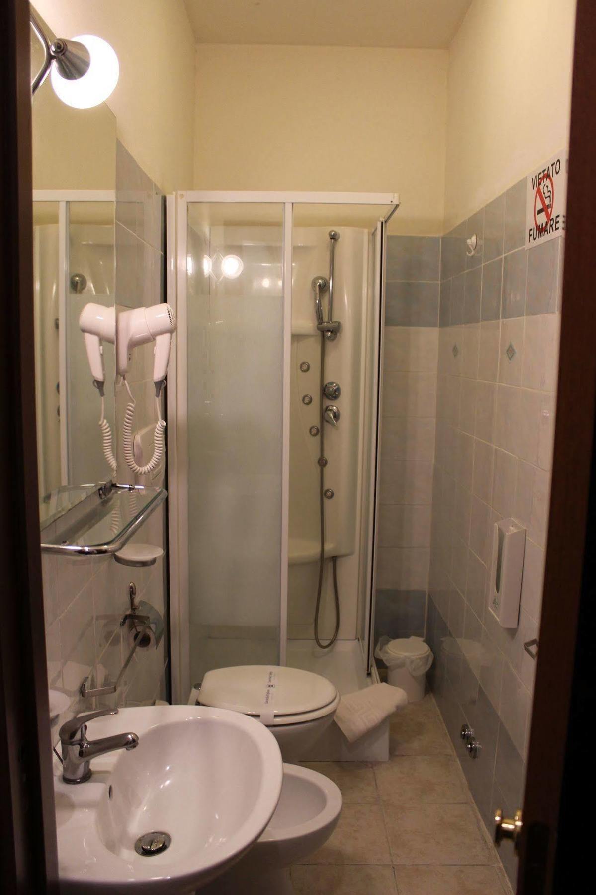 Galleria Frascati Rooms And Apartment Exteriör bild